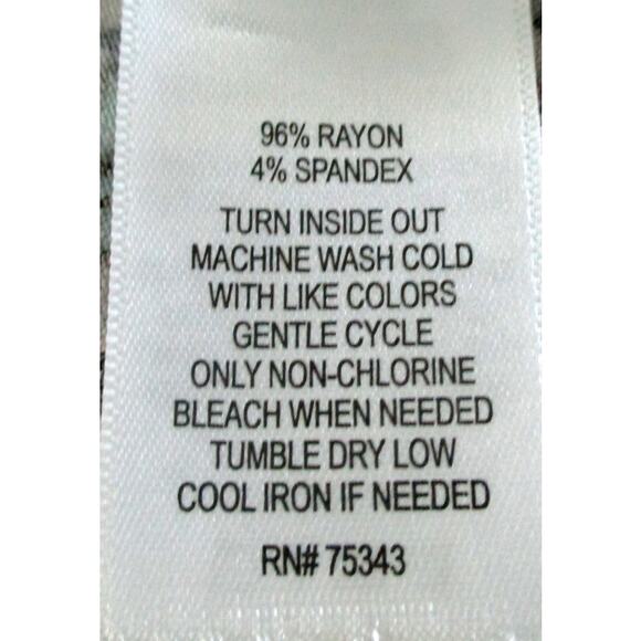 Artisan NY Women's Short Sleeve Blue & White Print Stretch Shirt Size Medium - Picture 9 of 9